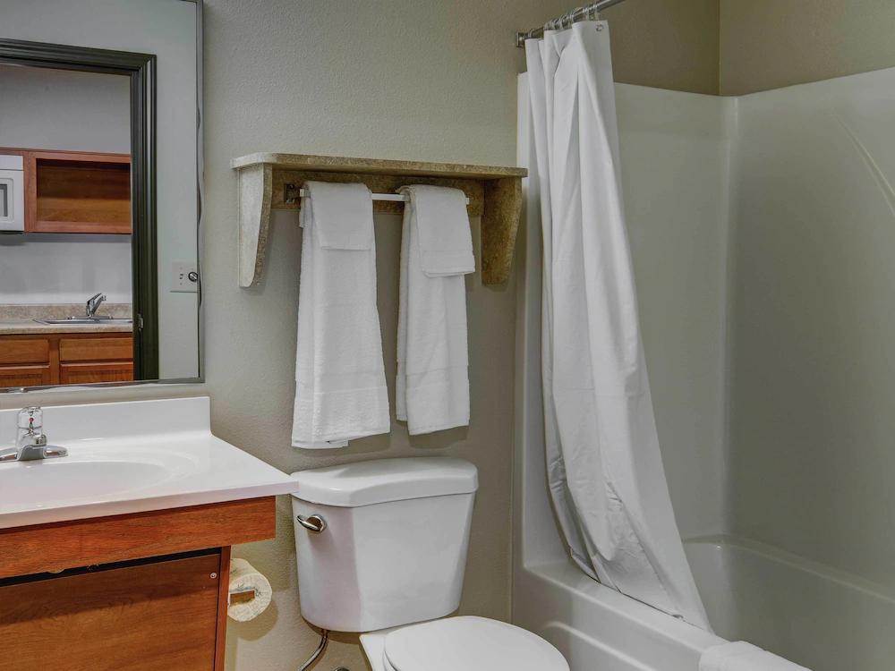 Woodspring Suites Greenville Central I-85 エクステリア 写真