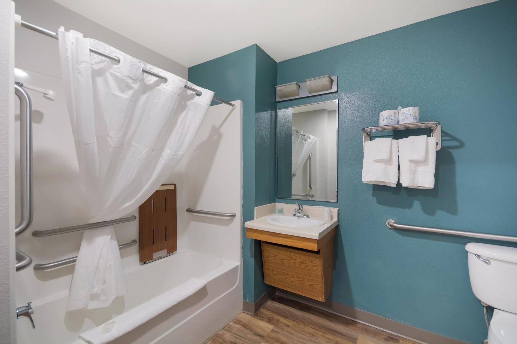 Woodspring Suites Greenville Central I-85 エクステリア 写真