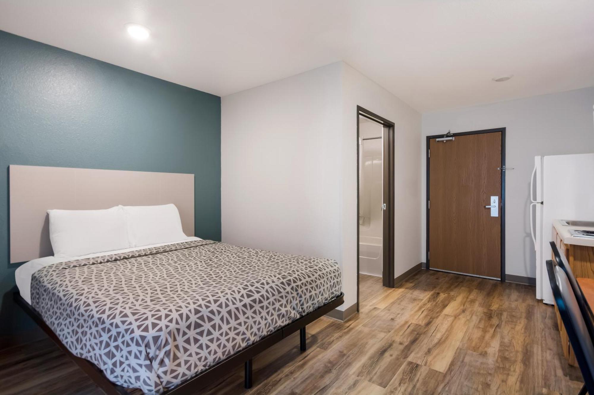 Woodspring Suites Greenville Central I-85 エクステリア 写真