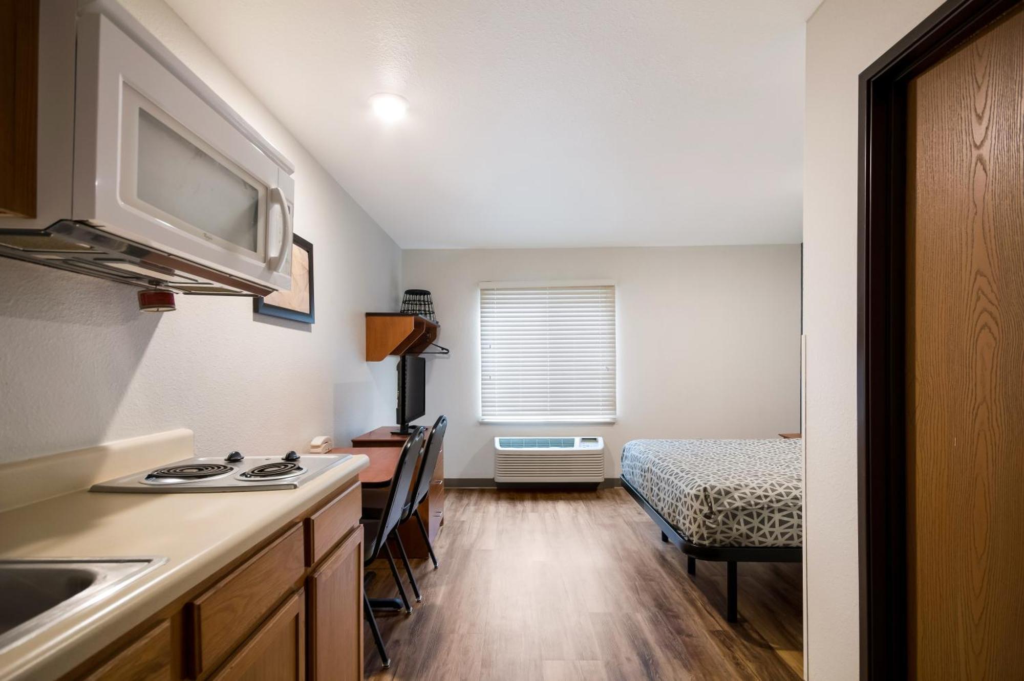 Woodspring Suites Greenville Central I-85 エクステリア 写真