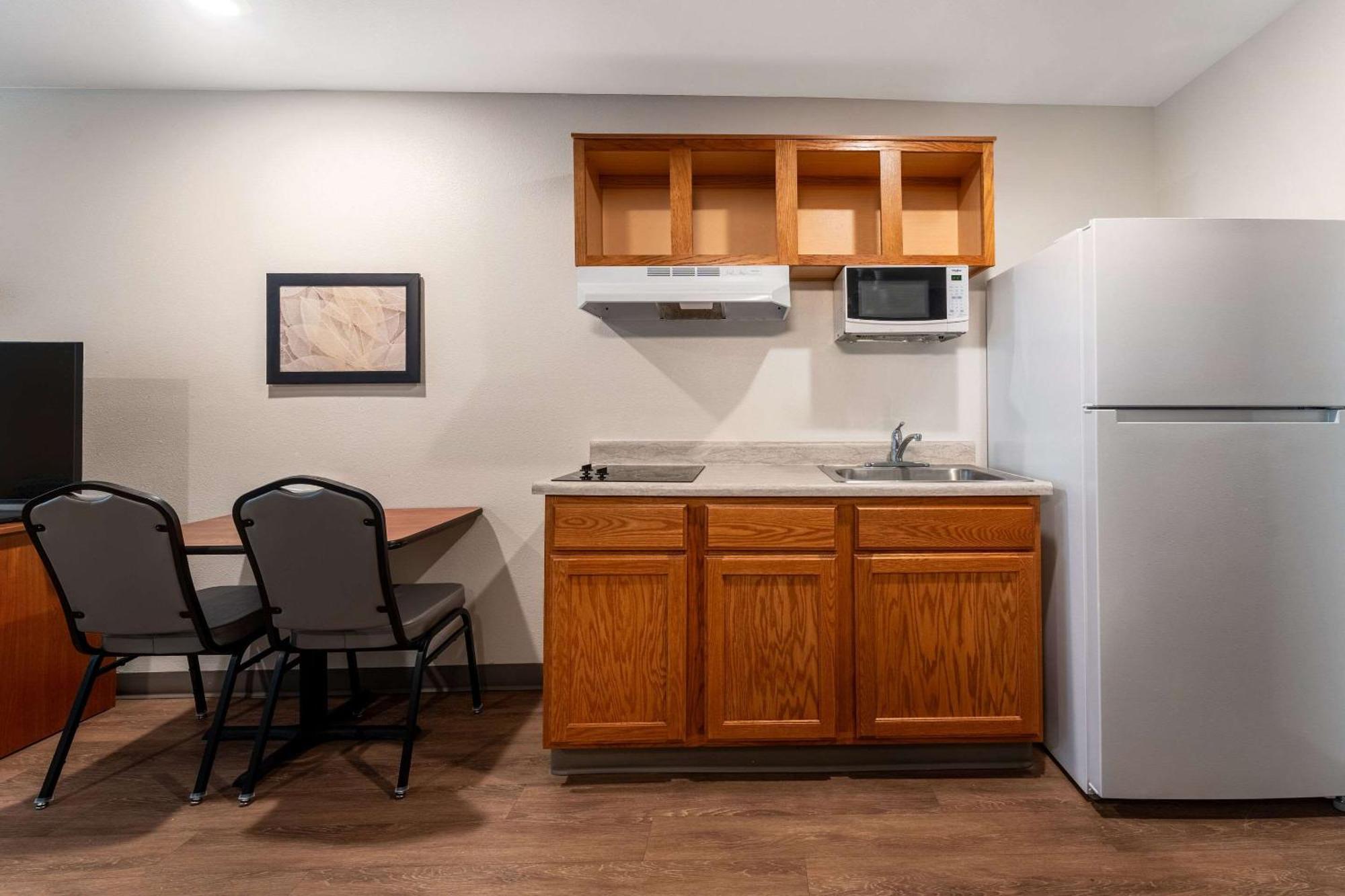 Woodspring Suites Greenville Central I-85 エクステリア 写真