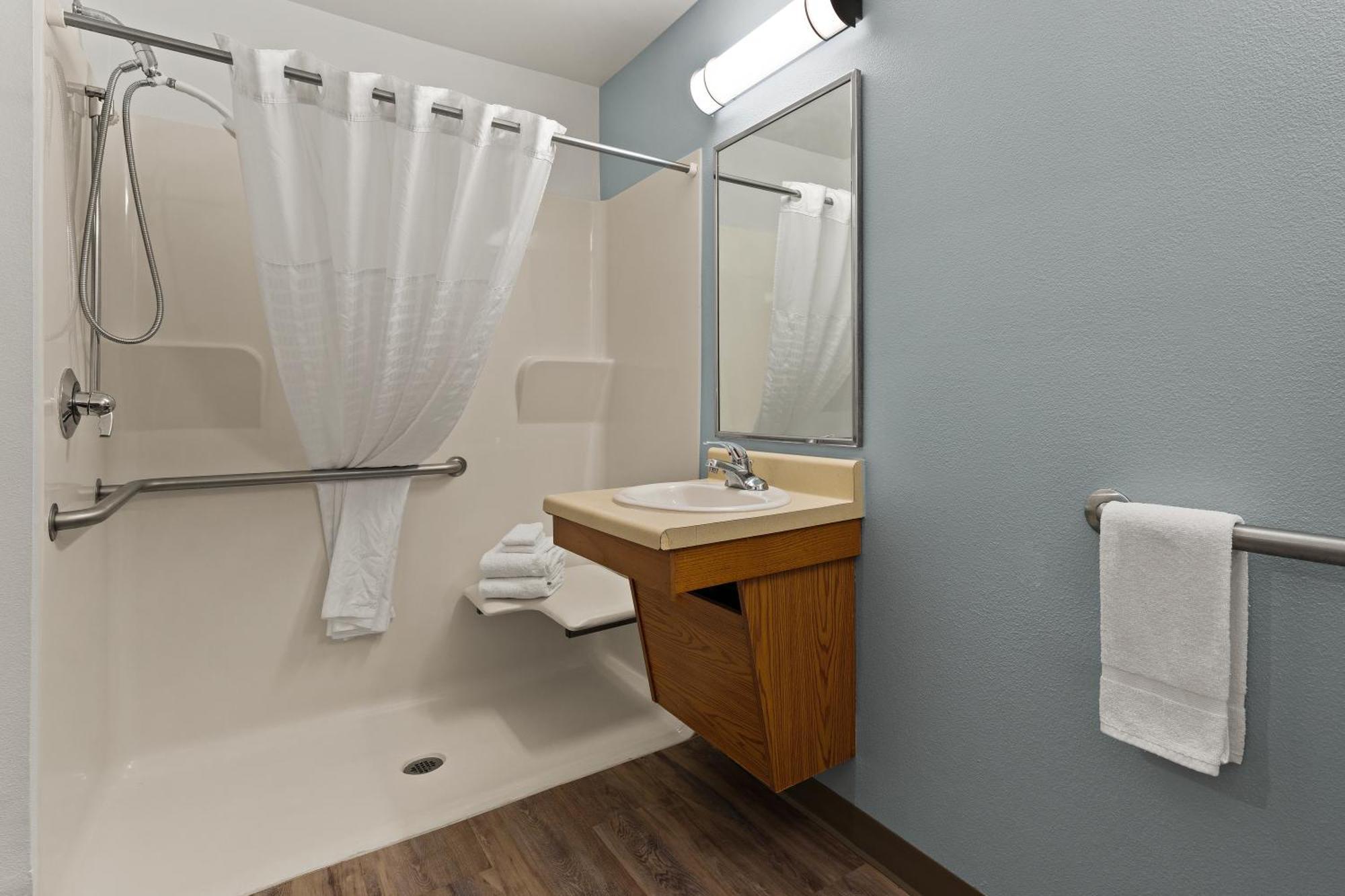 Woodspring Suites Greenville Central I-85 エクステリア 写真