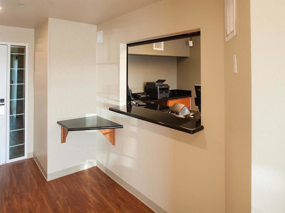 Woodspring Suites Greenville Central I-85 エクステリア 写真